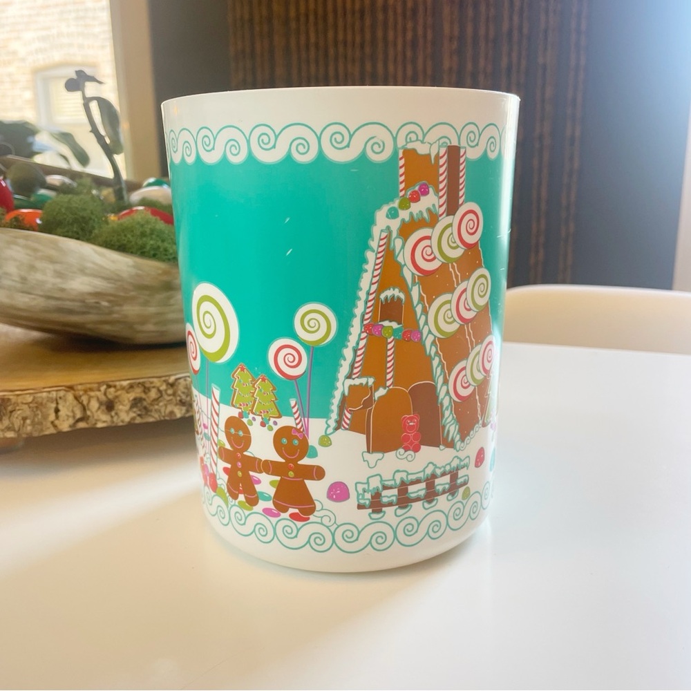 Vintage Tupperware Gingerbread Holiday Canister | No Lid